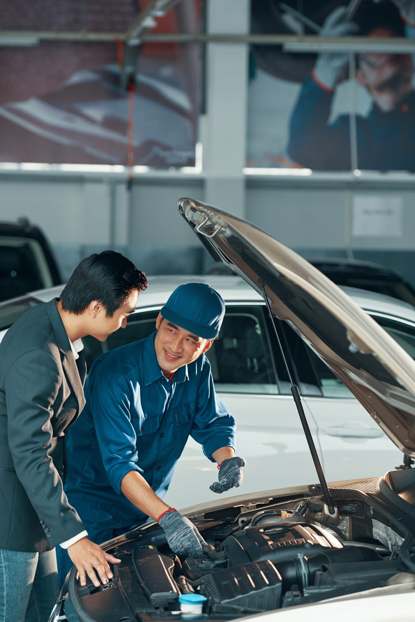 CHecking motor in car service